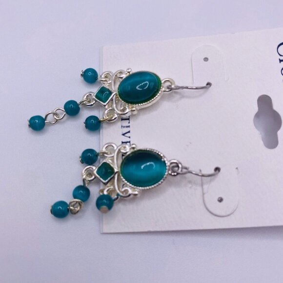 Croft & Barrow Green Silvertone Dangle Hook Earrings New - Picture 2 of 3